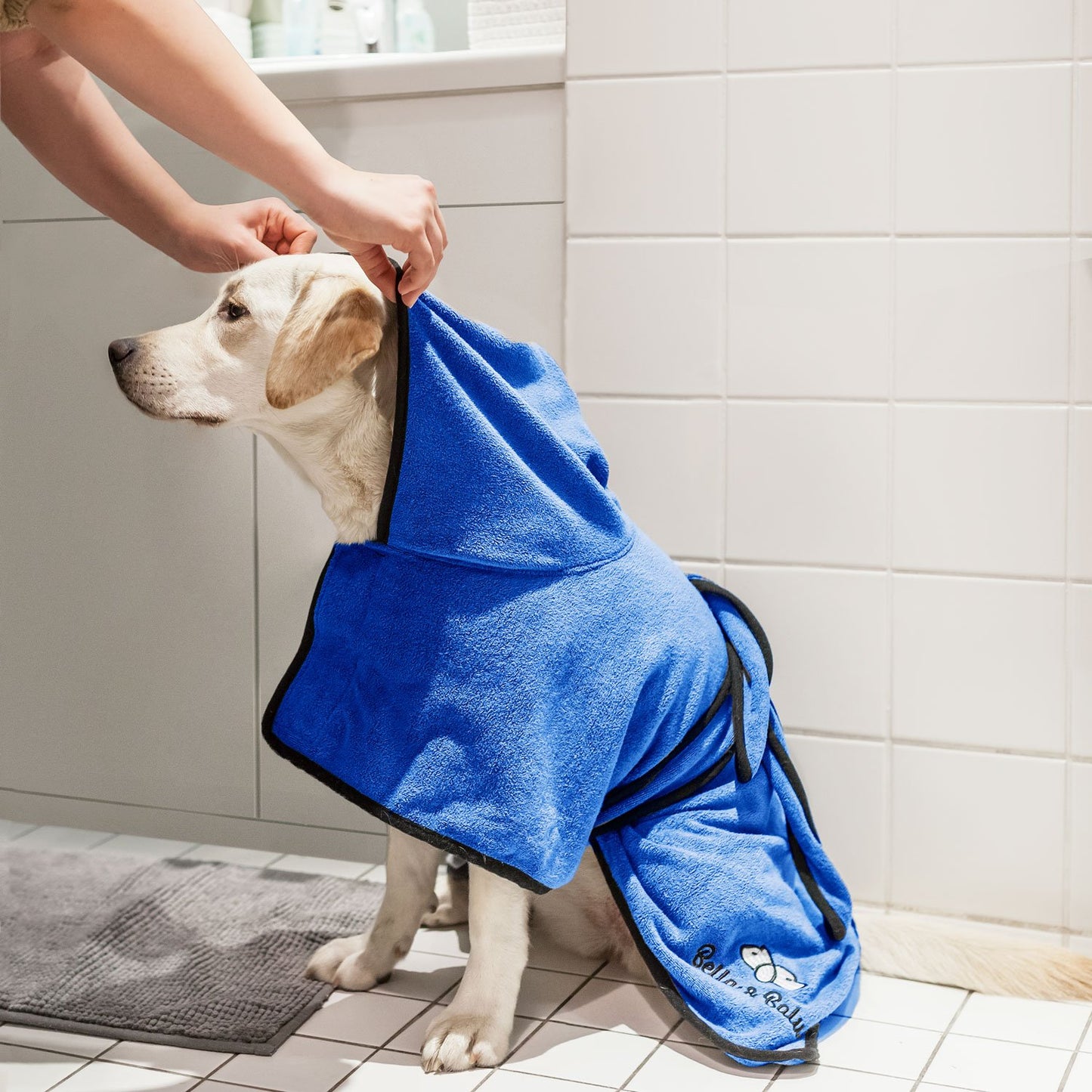 Bella & Balu Albornoz para Perro S de Microfibra Absorbente – Toalla para Perros para Secado Tras el baño o el Paseo bajo la Lluvia (6 Tallas - 3 Colores)